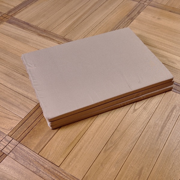 腰を支えるセンターハードマットレス