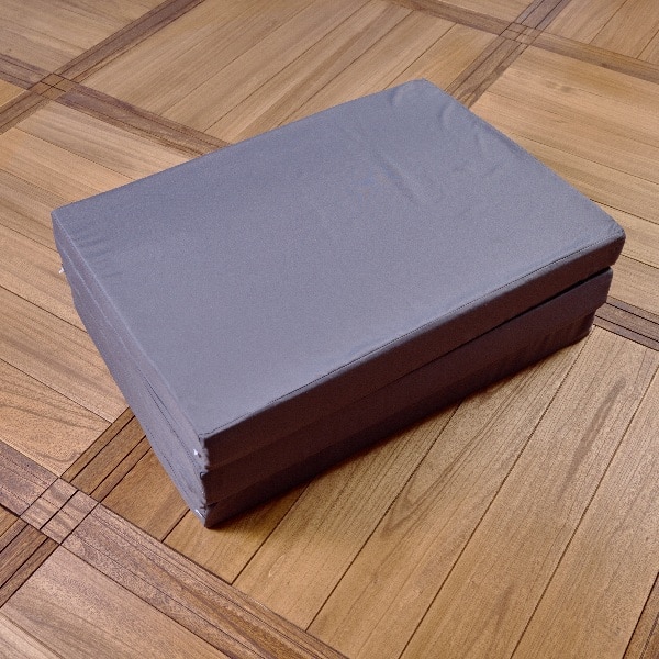 包み込みやさしく支える三層マットレス