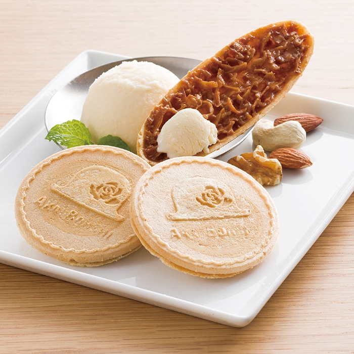 赤い帽子 クッキア 32枚入 [直送商品](4187-050)