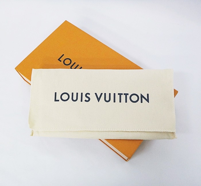 Nランク】LOUIS VUITTON(ルイヴィトン) ダミエアズール ラウンド