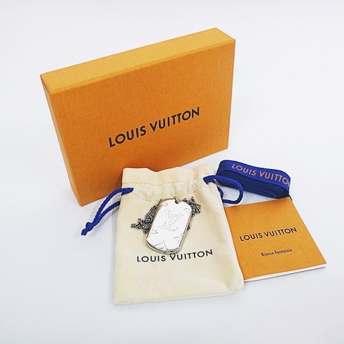 Bランク】LOUIS VUITTON(ルイヴィトン) ロケットネックレス モノグラム